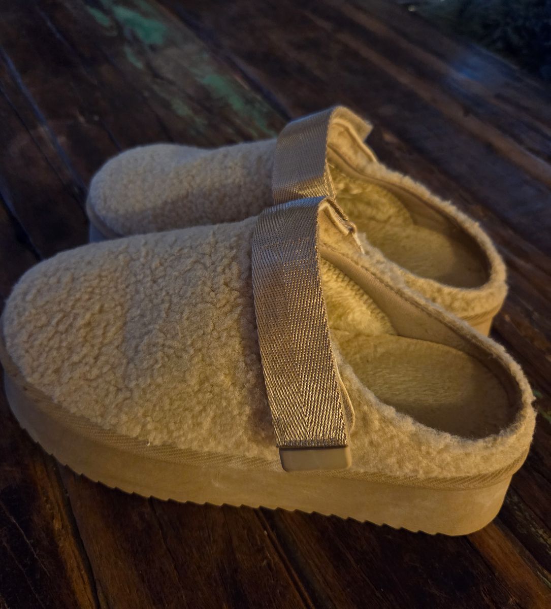 SHEEP SHOE