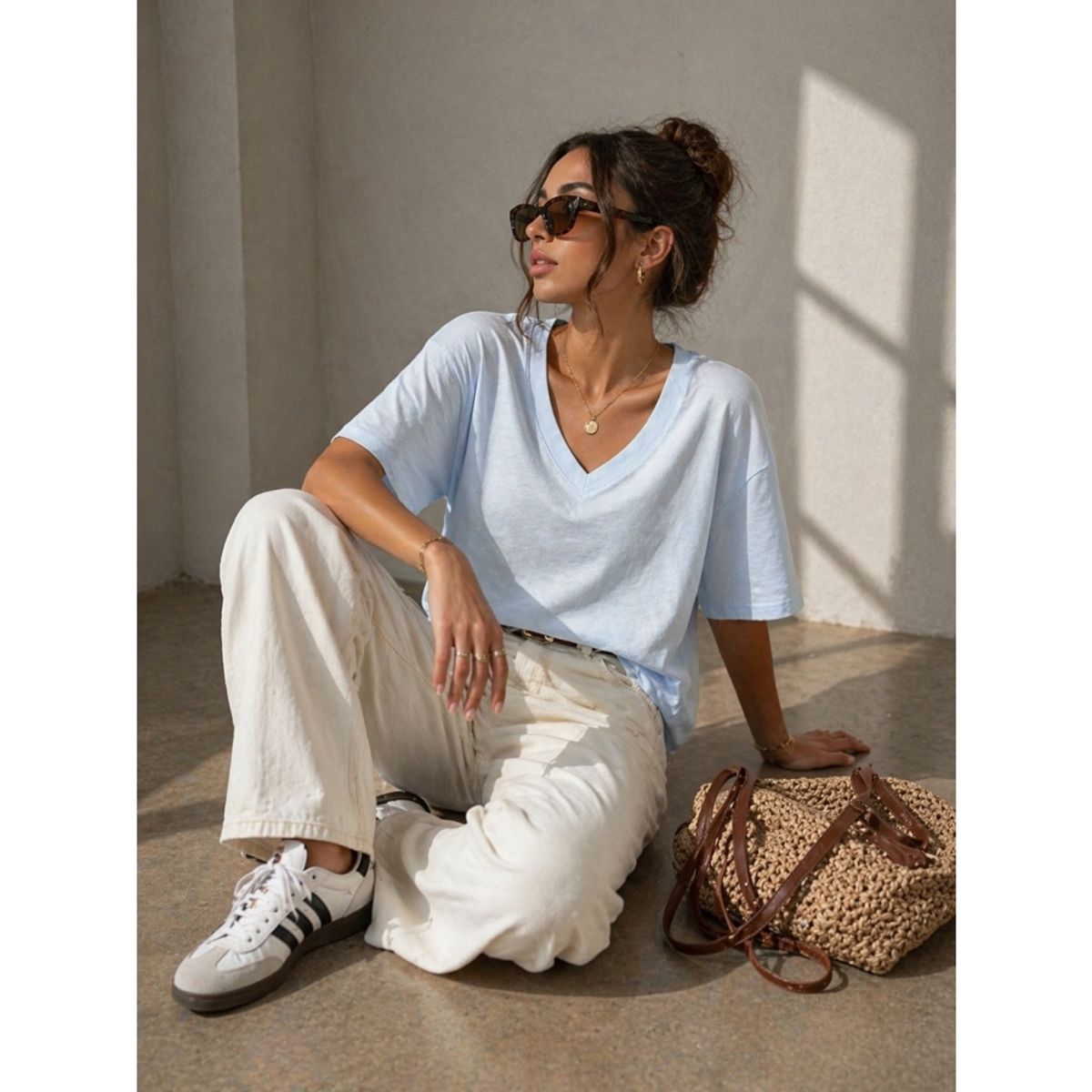 BASIC TEE