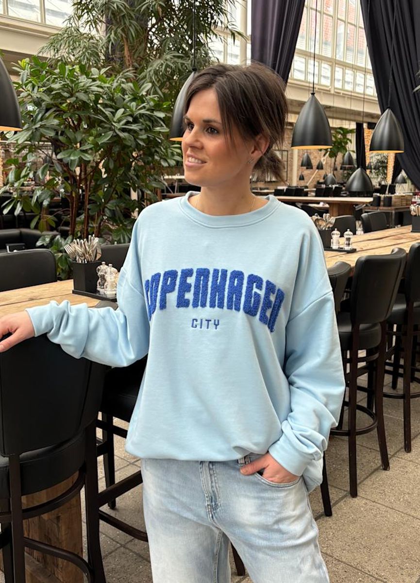COPENHAGEN SWEATER