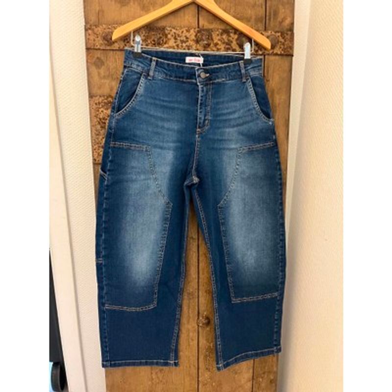BETTY JEANS