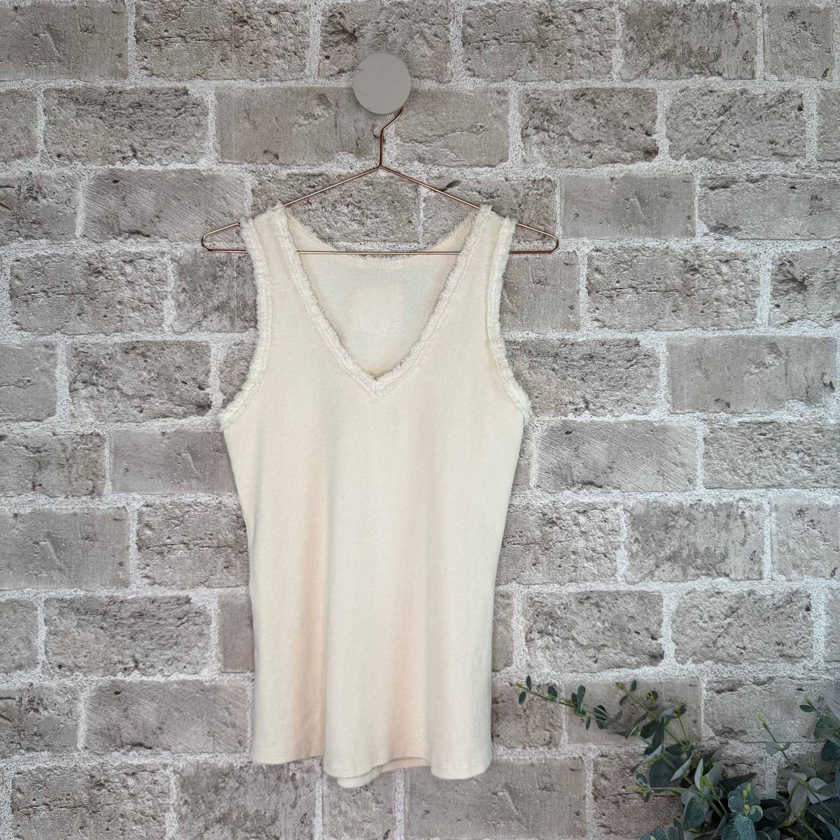 OSTARA SINGLET