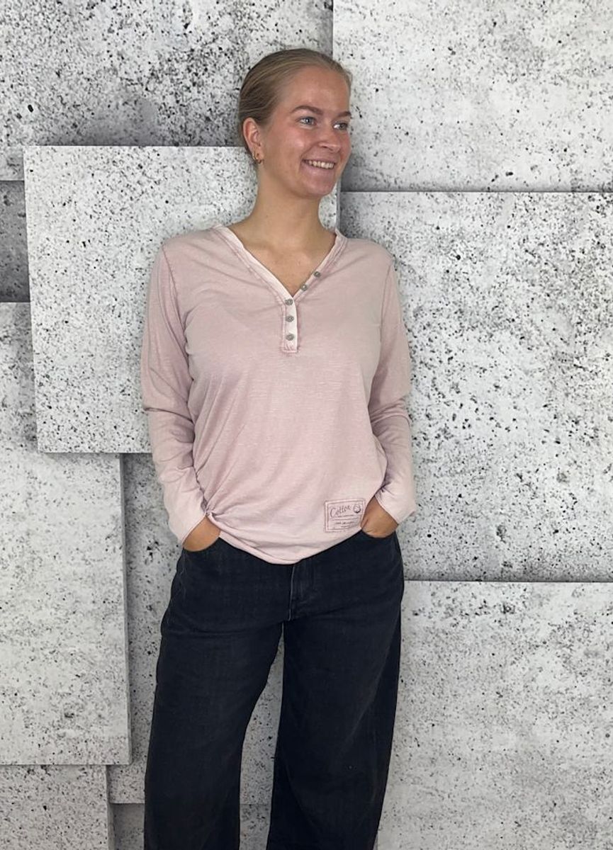 ADALAIS BESTEFARSTRØYE